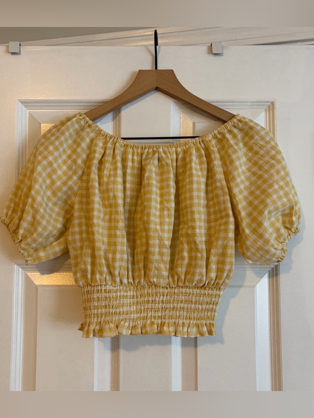 puff sleeve crop top - Picture 3 of 4